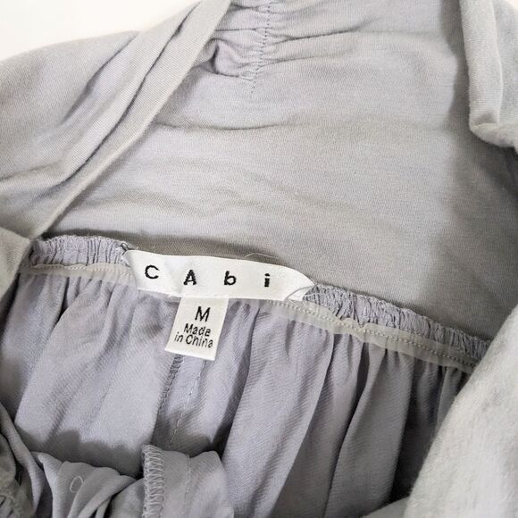 ⭐Gray Silver Cabi Knee Length Crepe Skirt M ⭐ - Picture 3 of 6